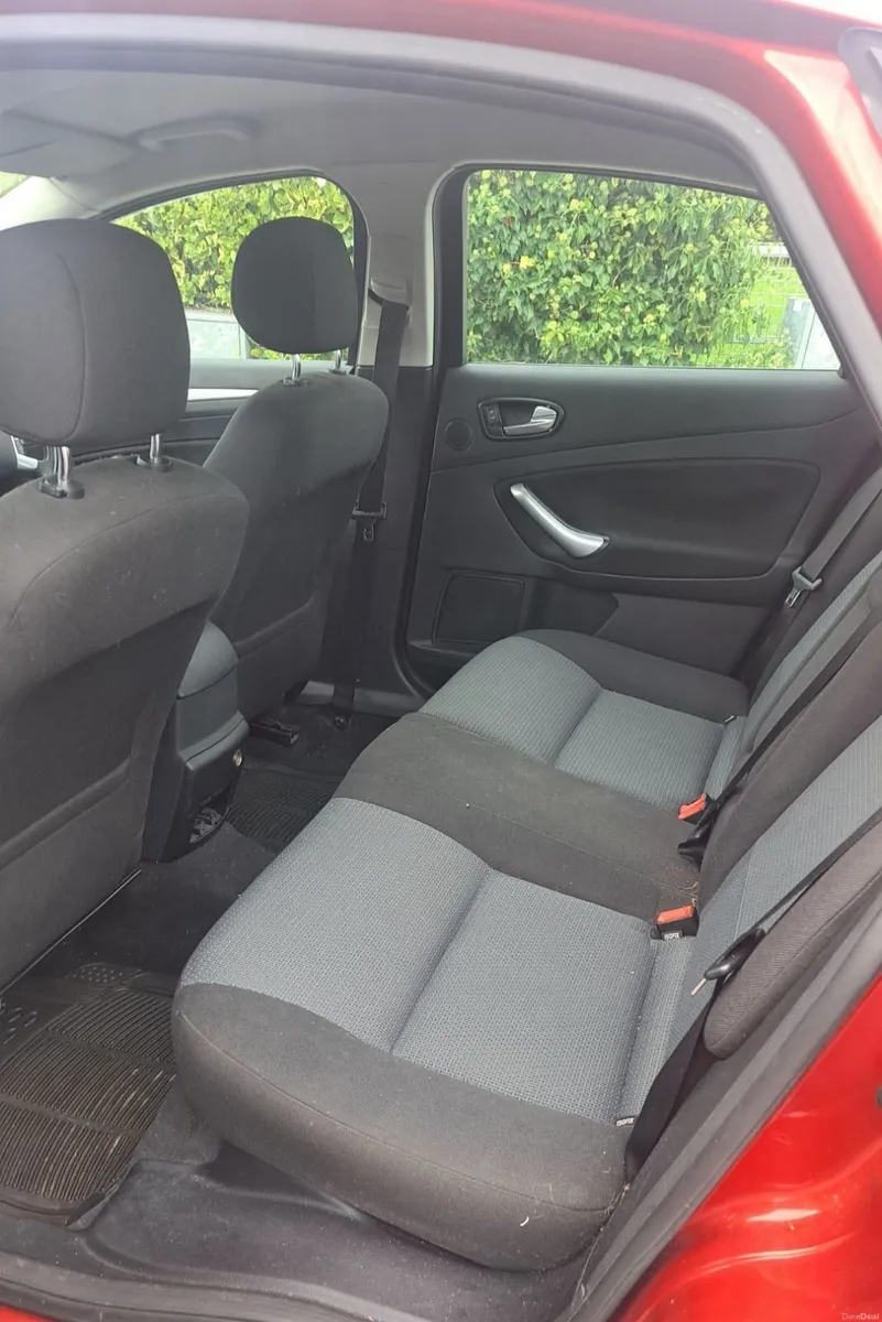 Ford Mondeo 2007 1.6L Petrol Long NCT & 211,000kms - Image 4