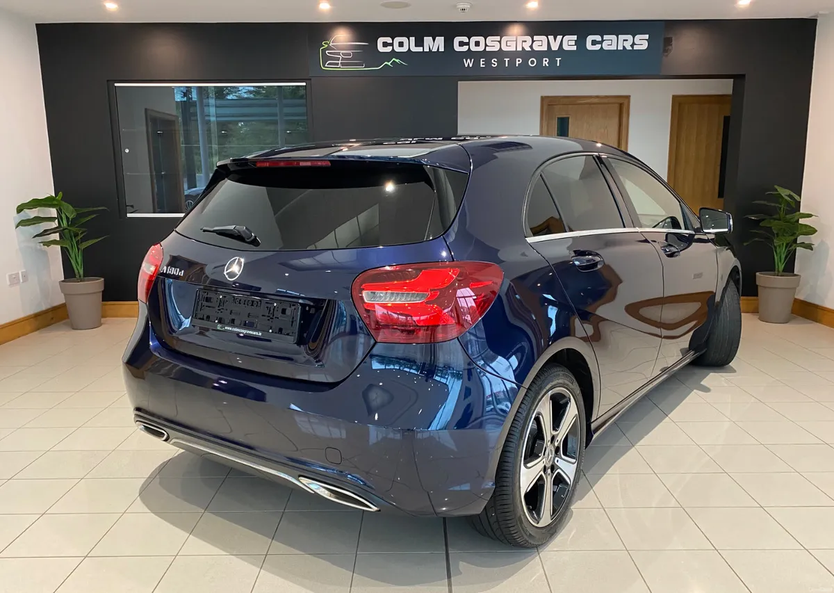 Mercedes-Benz A-Class 2018 A 180D URBAN A/T - Image 4