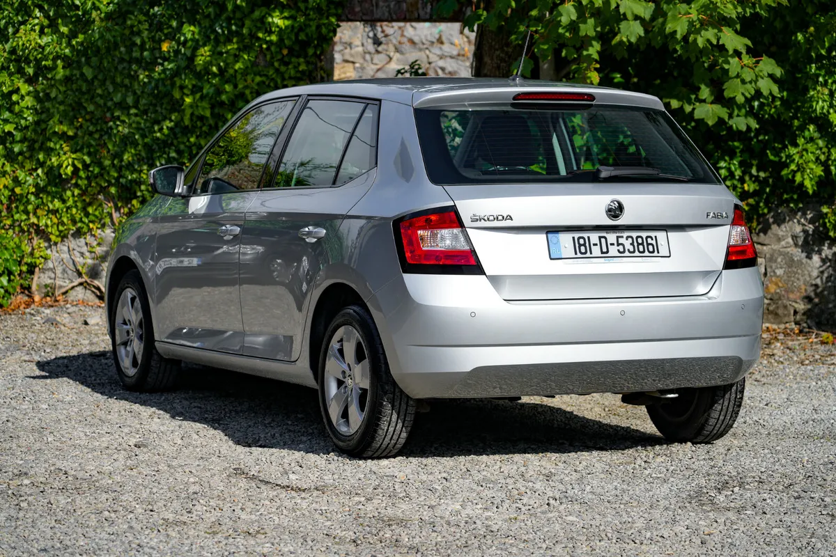 2018 Skoda Fabia 1.0 TSI Petrol Automatic - Image 3