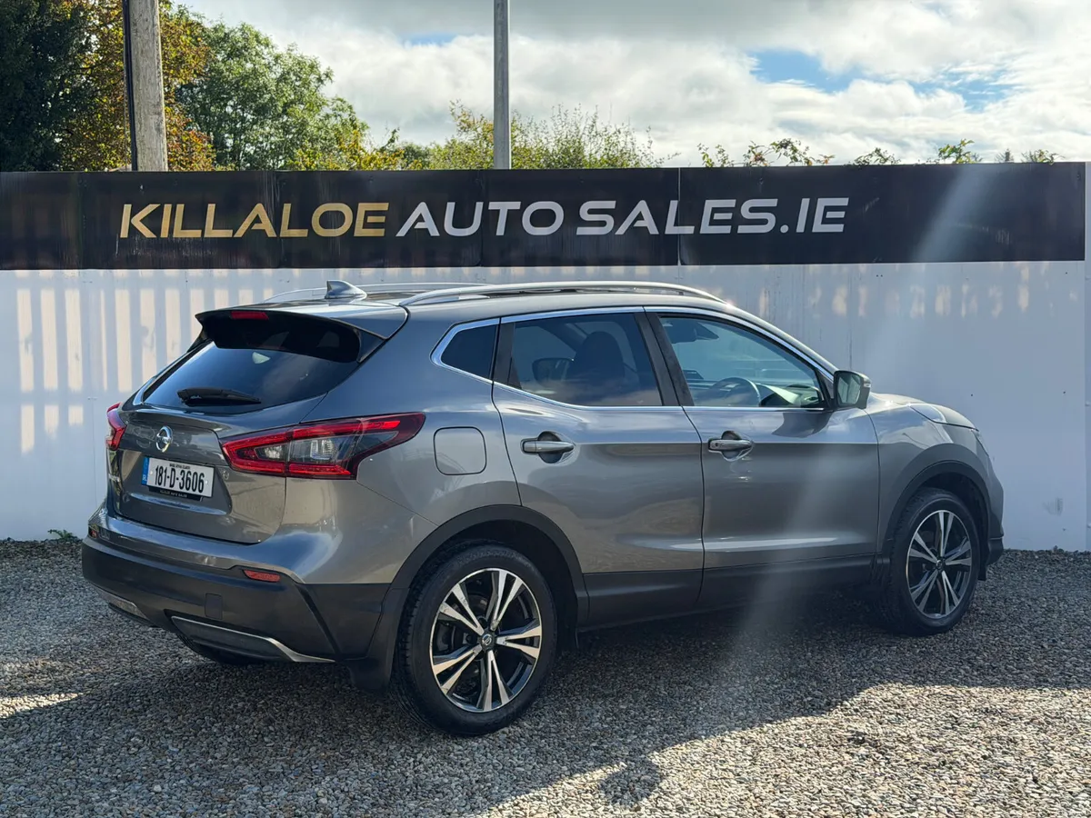 2018 Nissan Qashqai SV Premium 1.2P Manual - Image 4