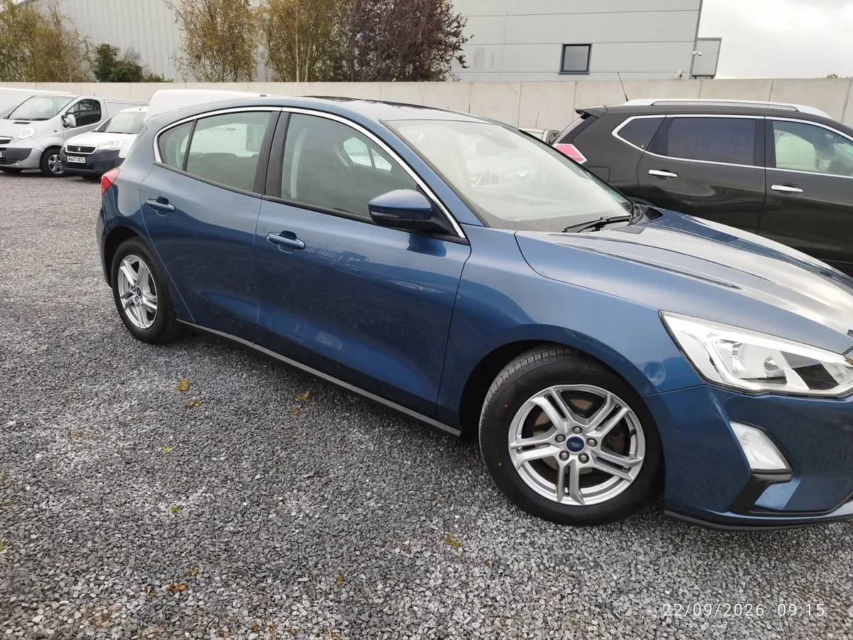 2019 Ford Focus 1.0 zetec 125 bhp - Image 2