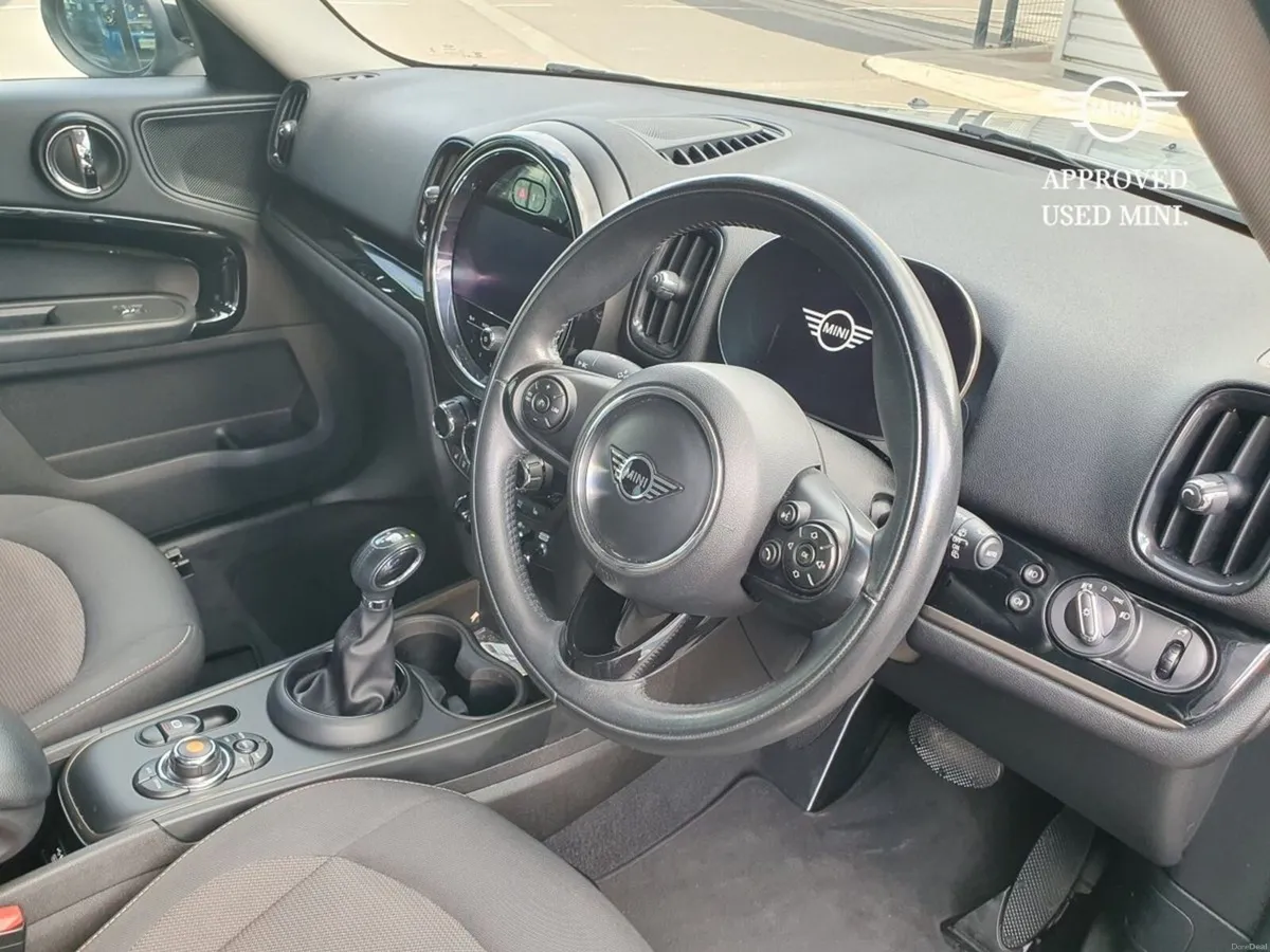 Mini Countryman Cooper S E Classic - Image 6