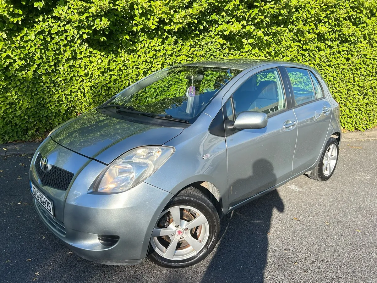 TOYOTA YARIS 1.3 PETROL AUTOMATIC NCT 01/27 - Image 3