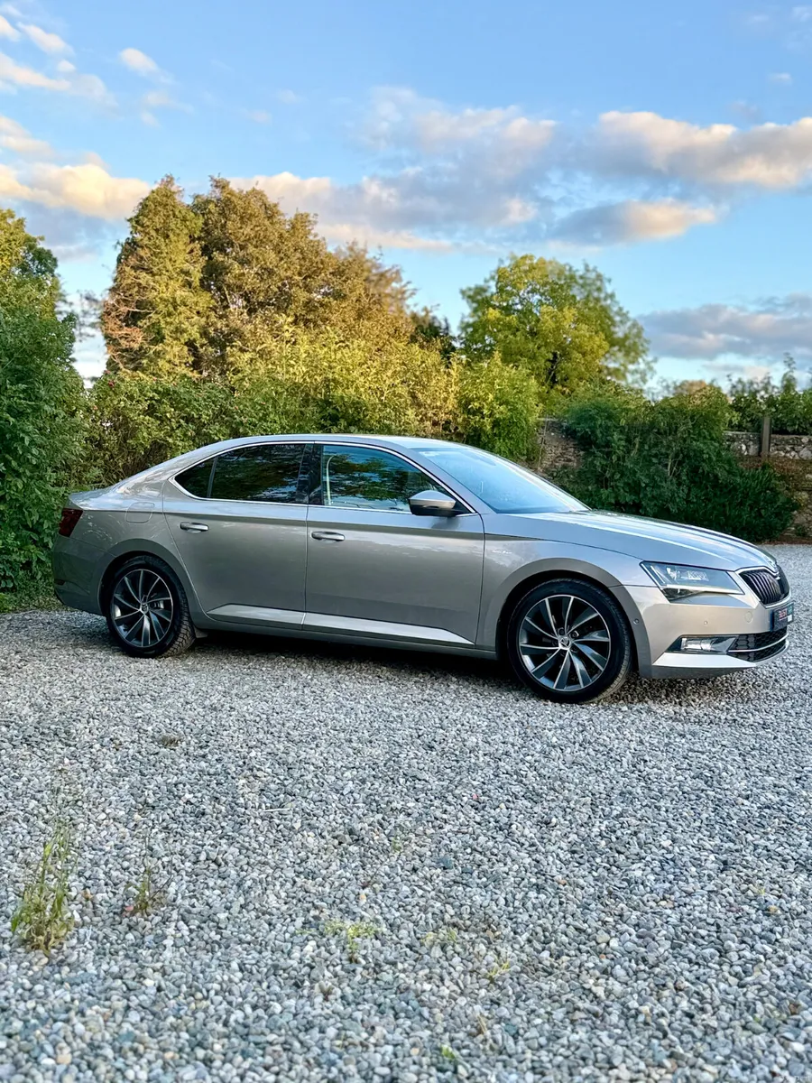 2016 Skoda Superb L&K 2.0 TDI 150BHP DSG - Image 3