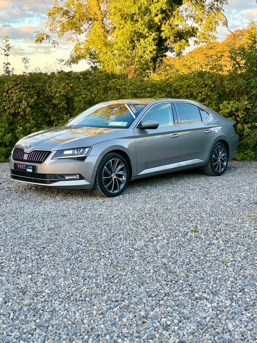2016 Skoda Superb L&K 2.0 TDI 150BHP DSG - Image 6