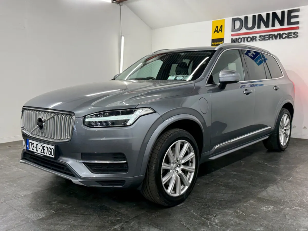 Volvo XC90 **T8 INSCRIPTION MODEL **GREAT SERVICE - Image 2