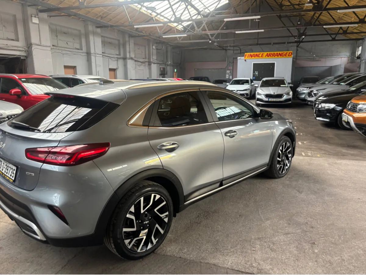 Kia XCeed PE PHEV 5DR AUTO - Image 2