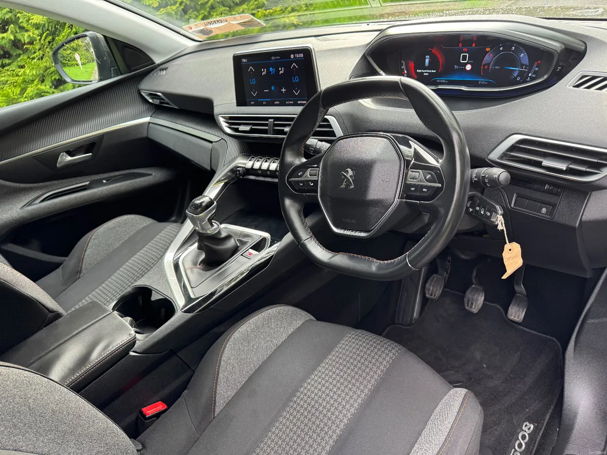 18 Peugeot 5008 1.6HDI 7 SEATER - Image 6