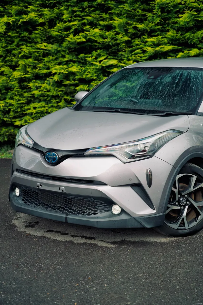 Toyota C-HR 1.8 Hybrid 2017 - Image 6