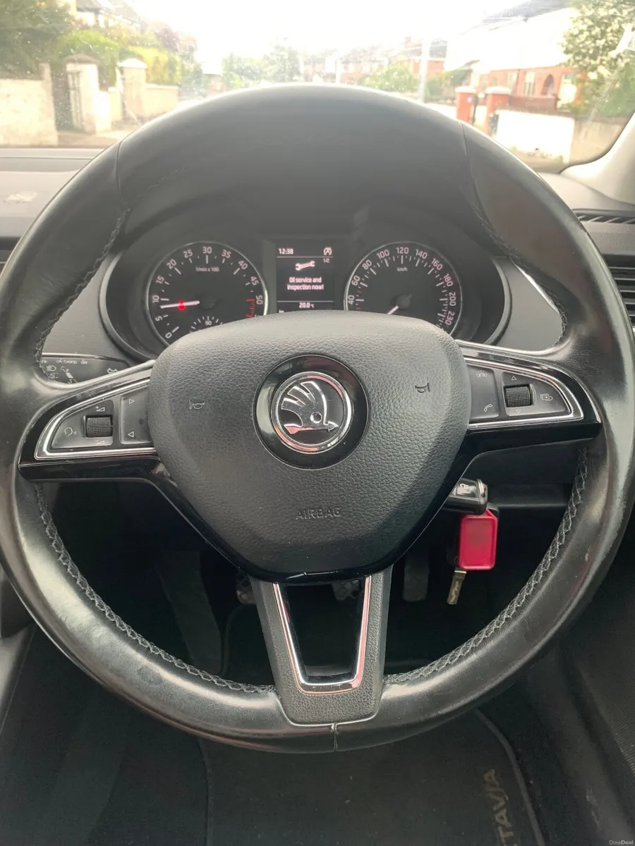 Skoda Octavia 2015 - Image 6