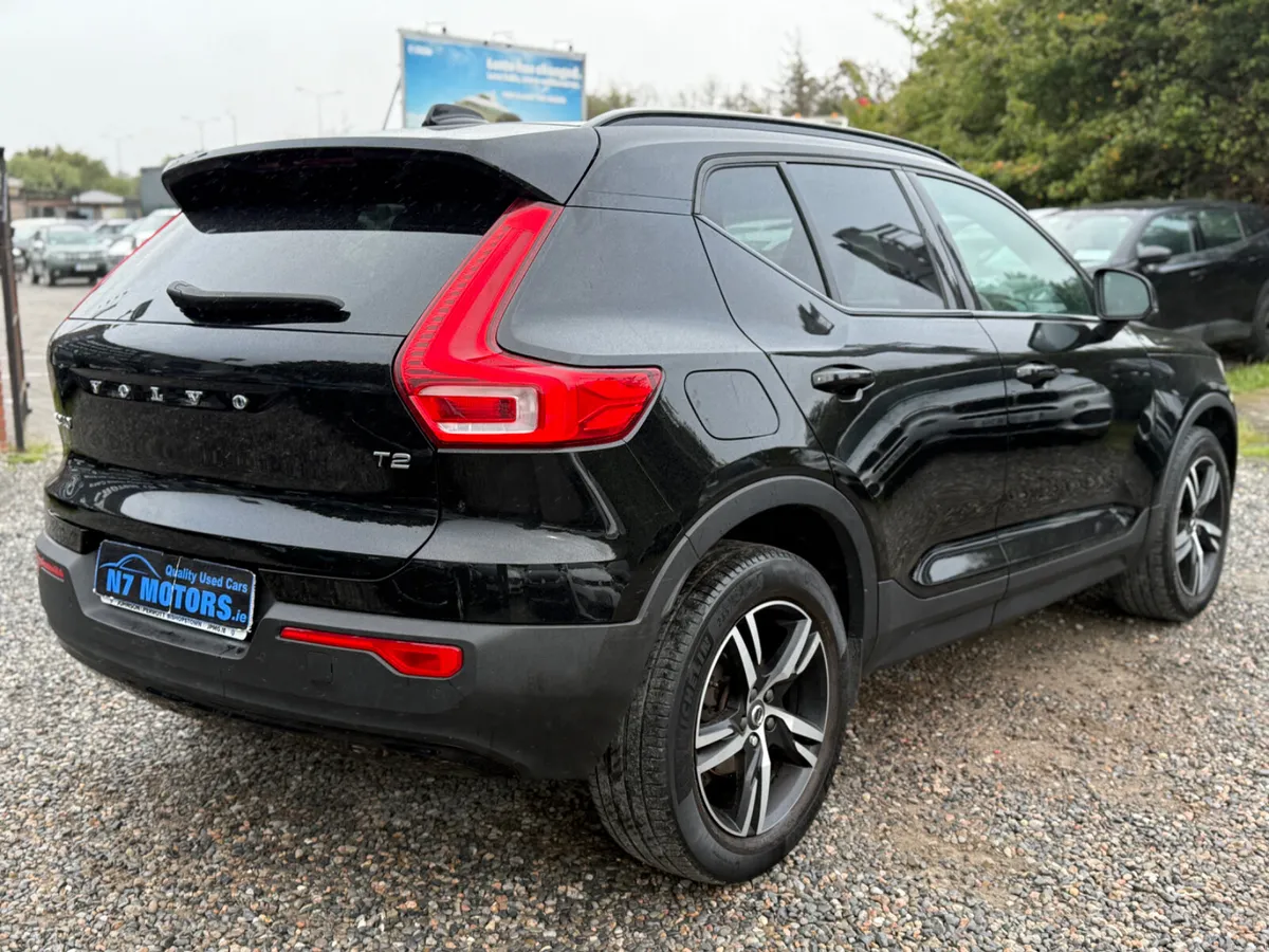 2021 Volvo XC40 1.5 XC 40 R-DESIGN - Image 3