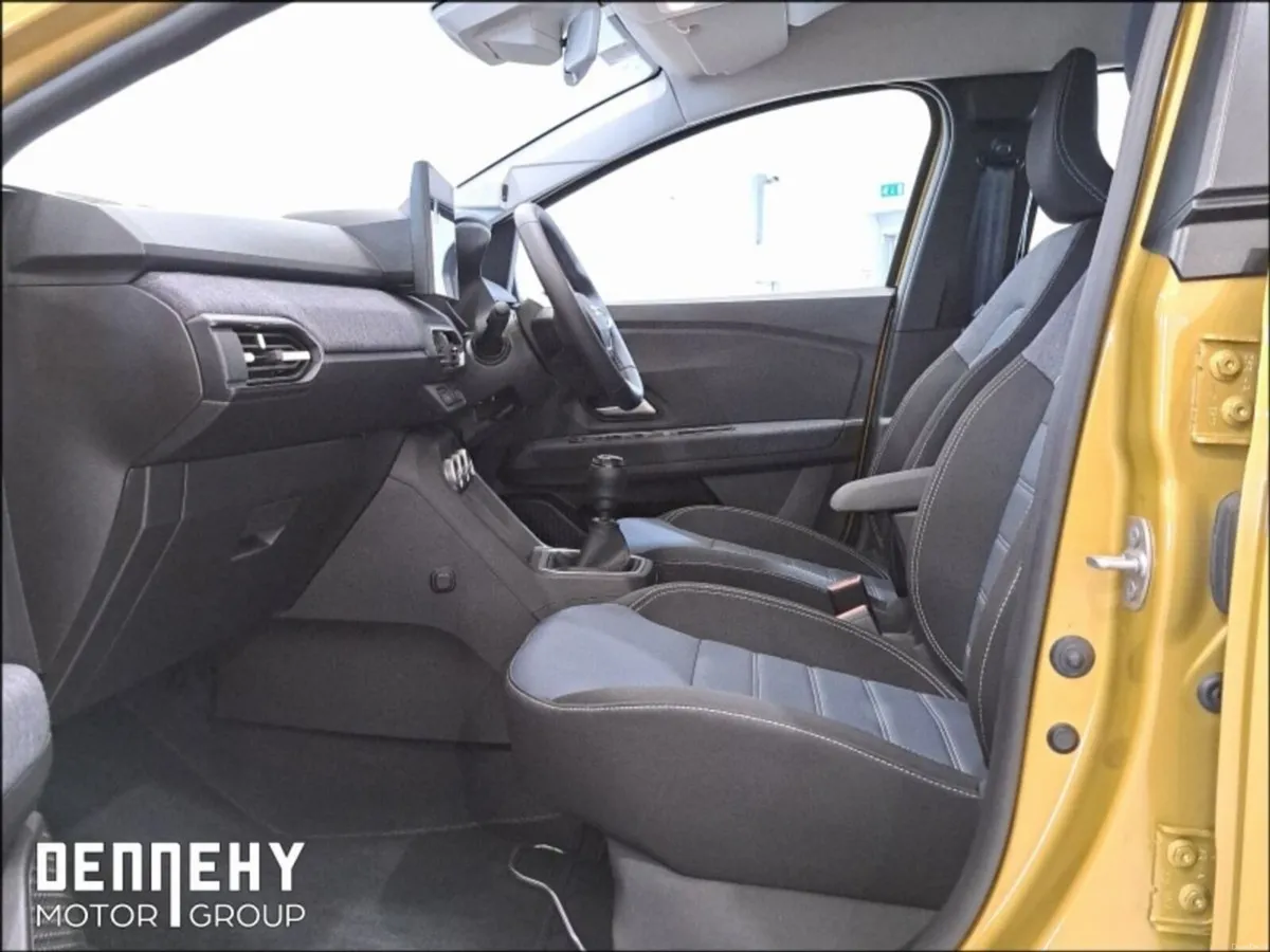 Dacia Sandero Journey TCe 100 E06X 87.92 Euro p/w - Image 5