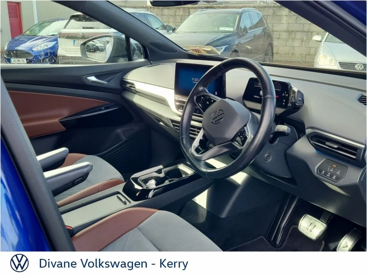 Volkswagen ID.4 1st EDITION 204BHP Auto - Image 2