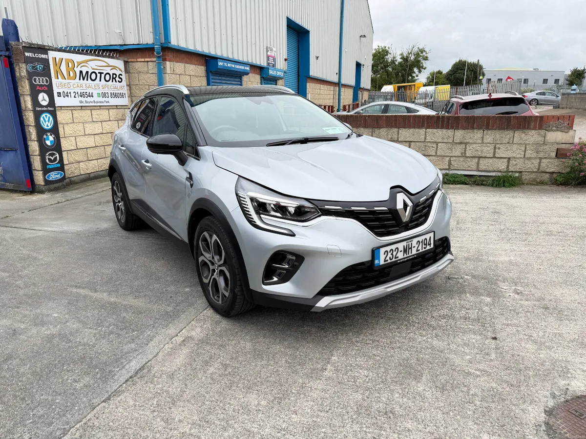 2023 Renault Captur 1.6 Techno E-tech Phev AUTO - Image 3