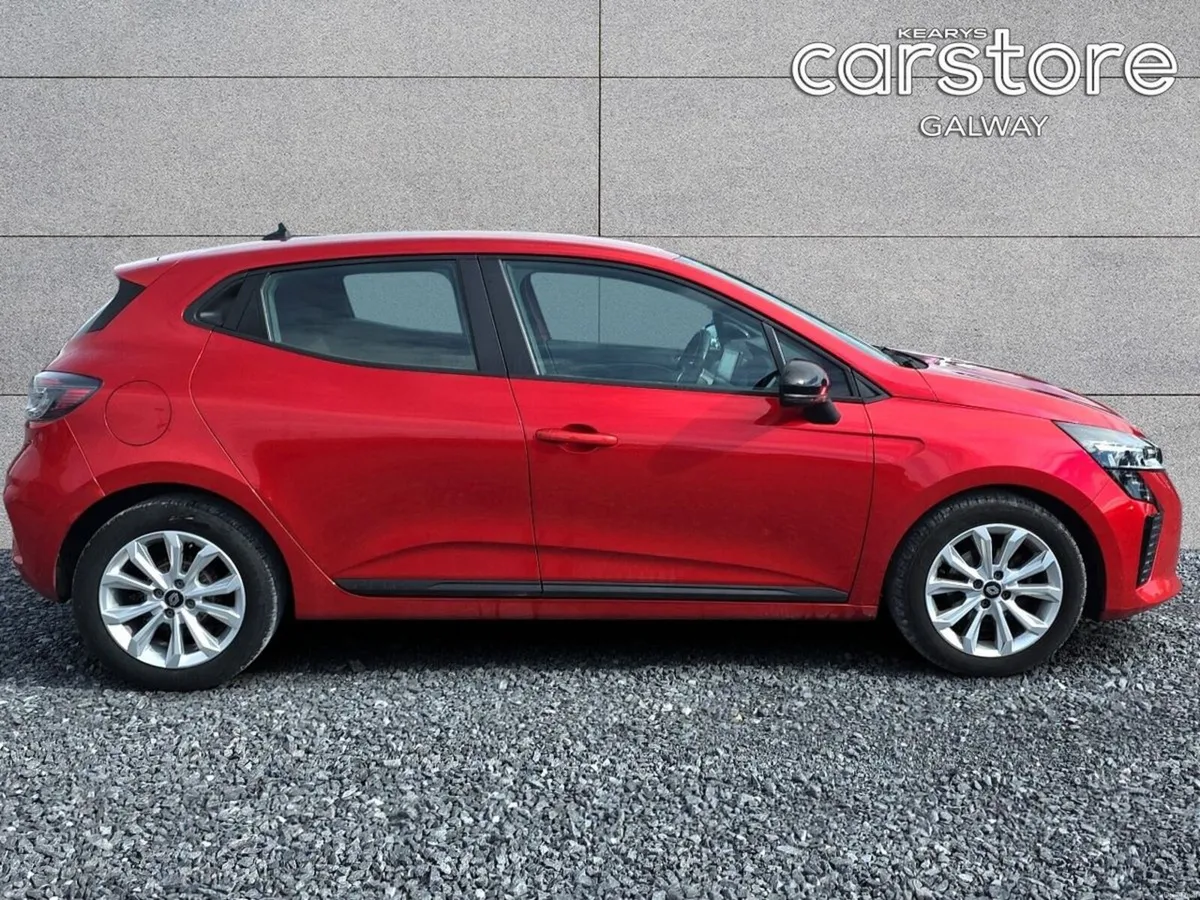 Renault Clio TCe 90 DFull Evolution - Image 2