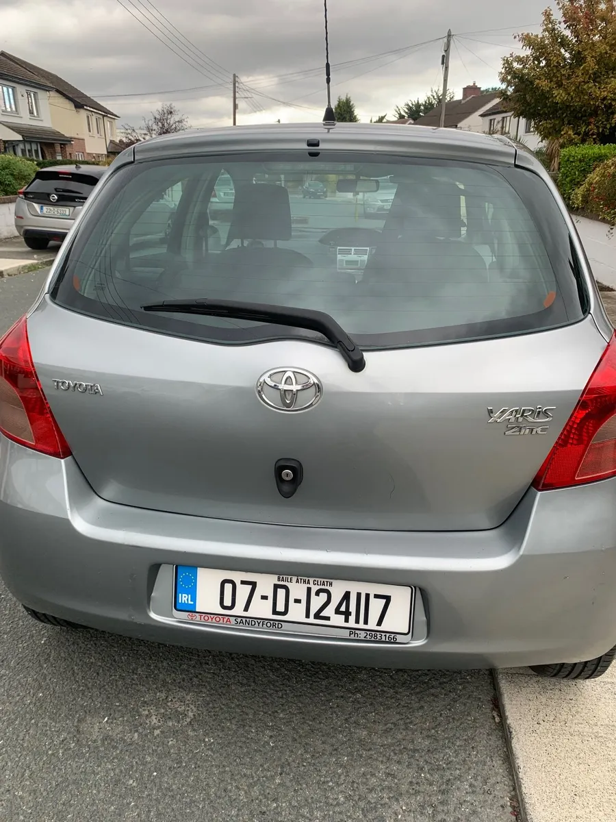 Toyota Yaris 2007 - Image 4