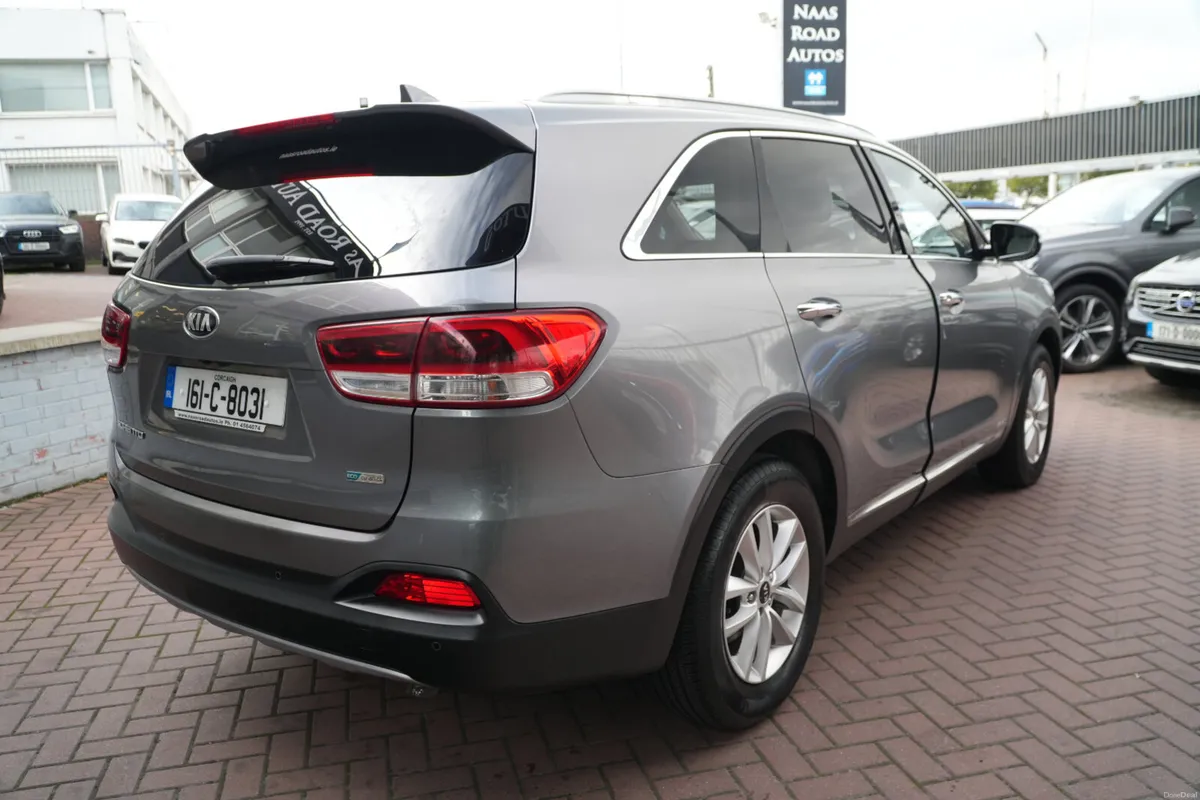 Kia Sorento 2016 AWD 5DR 7 SEATER DIESEL - Image 4