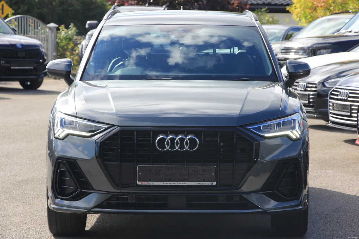 Q3 S Line Black edition * S Tronic *Tdi* Low Kms - Image 2