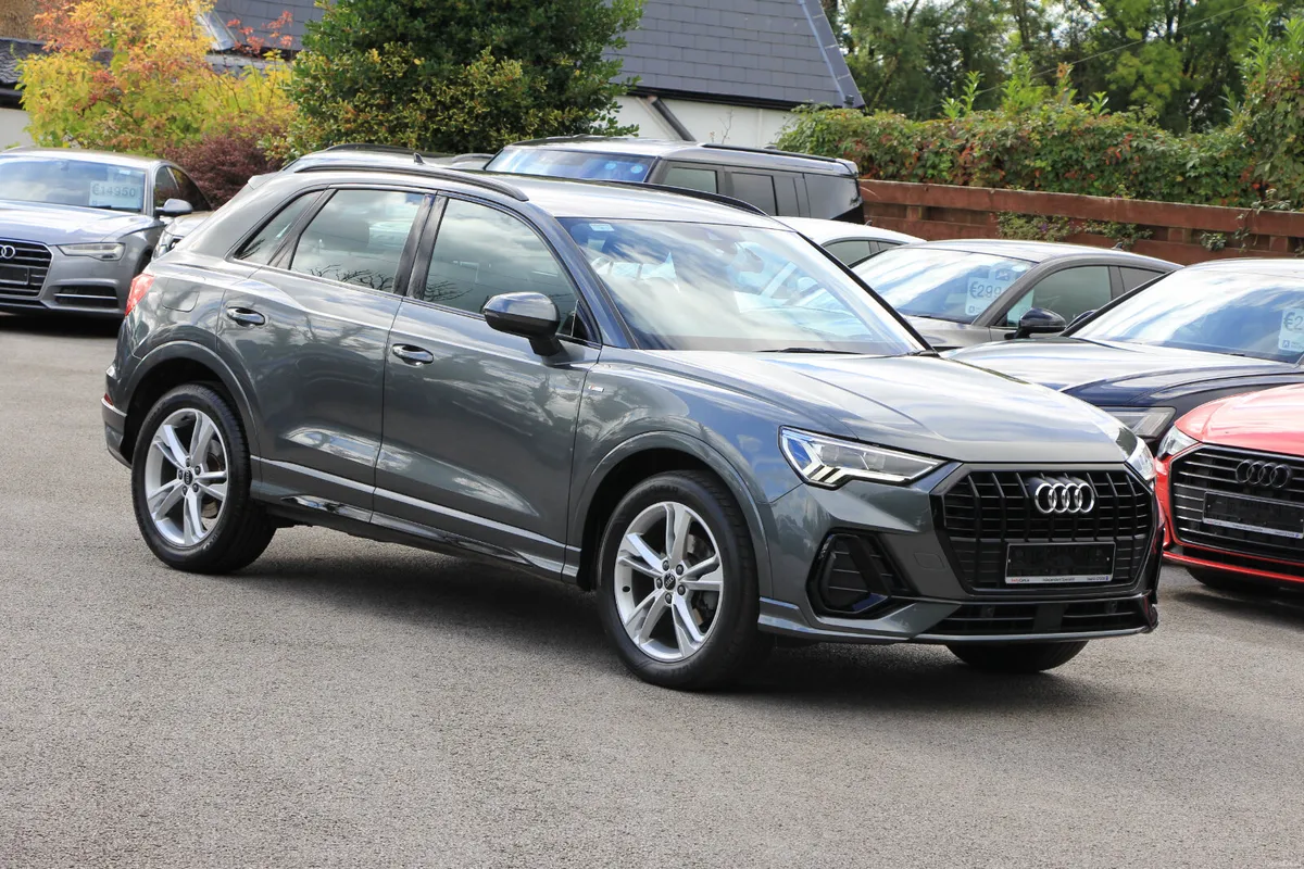 Q3 S Line Black edition * S Tronic *Tdi* Low Kms - Image 1