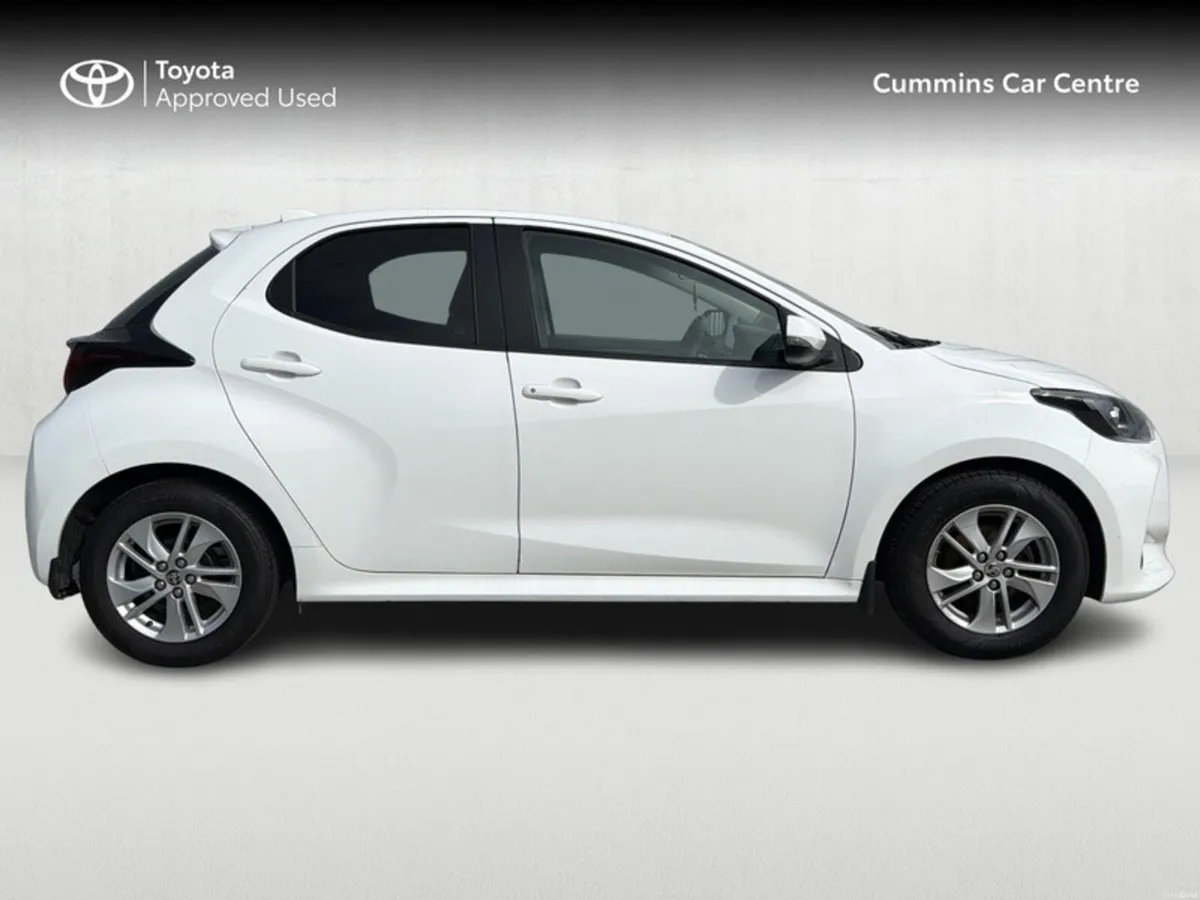 Toyota Yaris YARIS 1.5 LUNA - Image 3