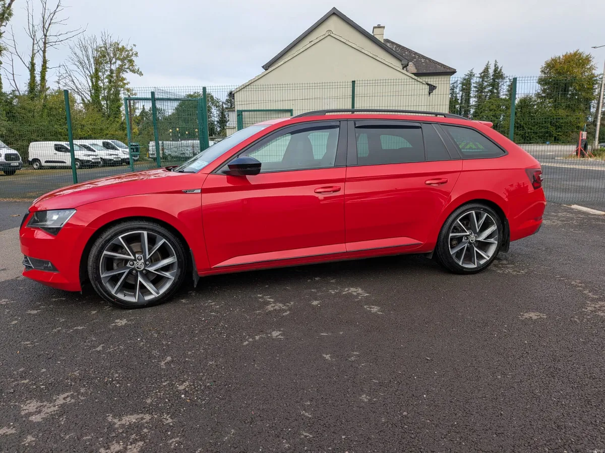 Skoda Superb 2018 - Image 4