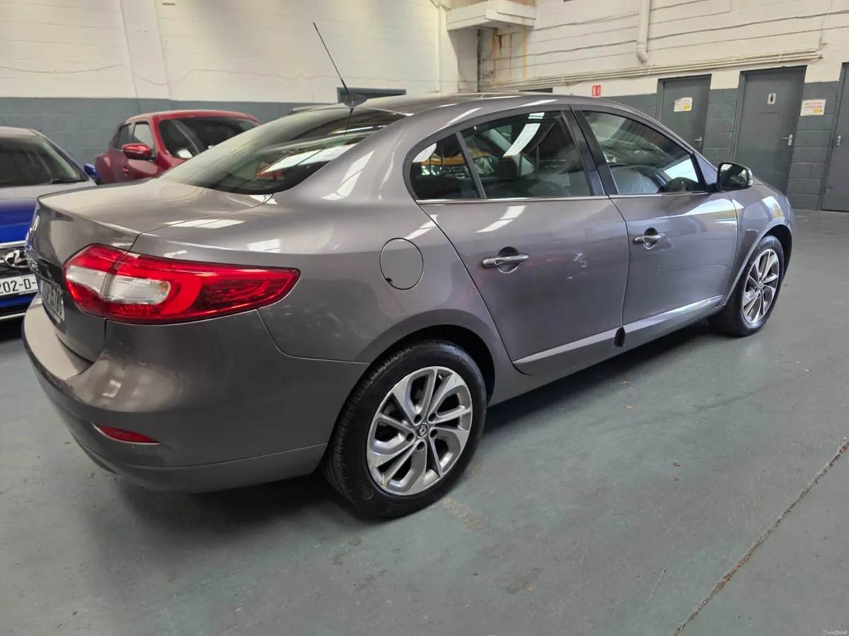 Renault Fluence R-Link 2017 Diesel Low Mileage - Image 6