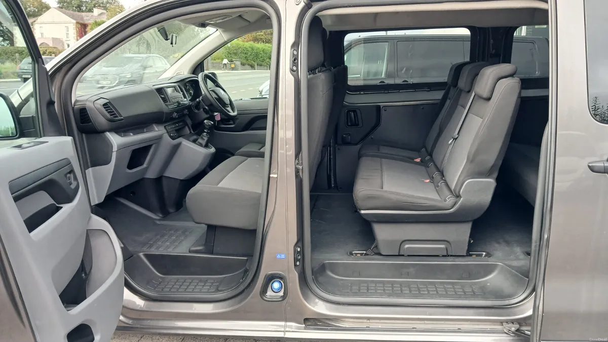 Citroen Spacetourer 2022 - Image 2
