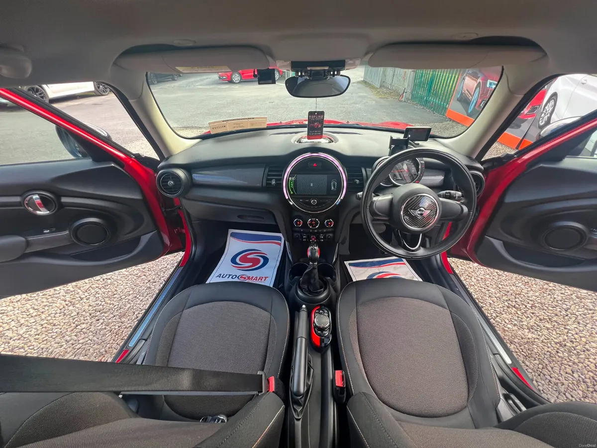 //STUNNING COOPER D//NEW NCT//LOW KMS//LIKE NEW// - Image 3