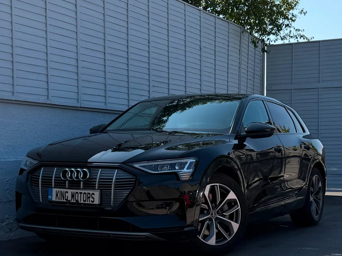Audi e-tron 2022 TECHNIK 50 QUATTRO / 95.5% SOH - Image 4