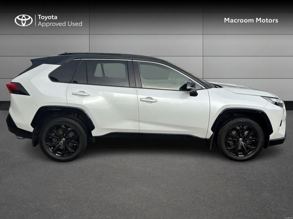 Toyota RAV4 Hybrid Sport - Image 3