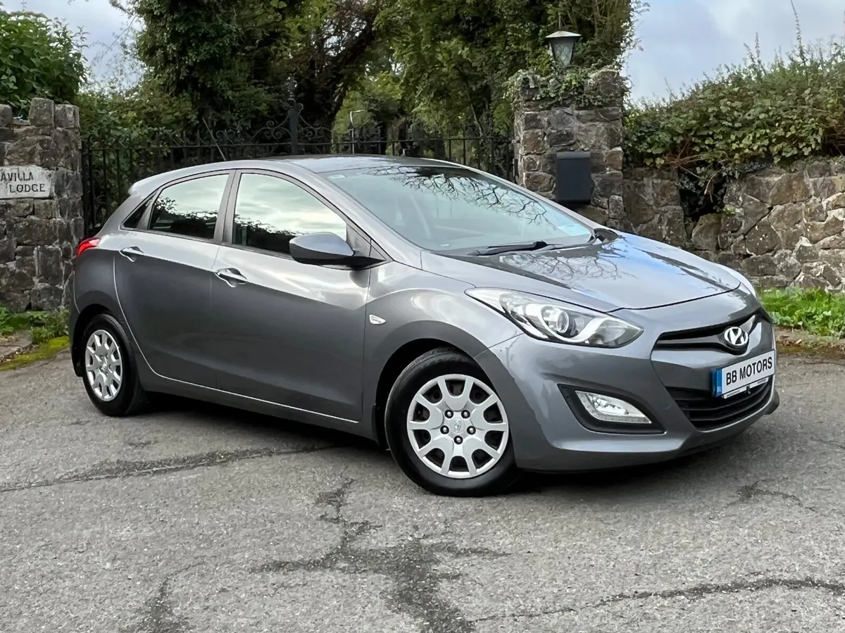 Hyundai i30 1.4L Diesel Classic - Image 3