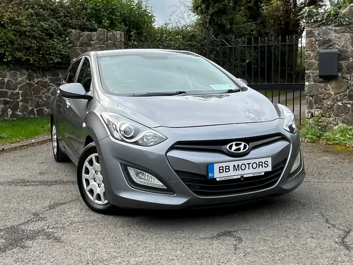 Hyundai i30 1.4L Diesel Classic - Image 1