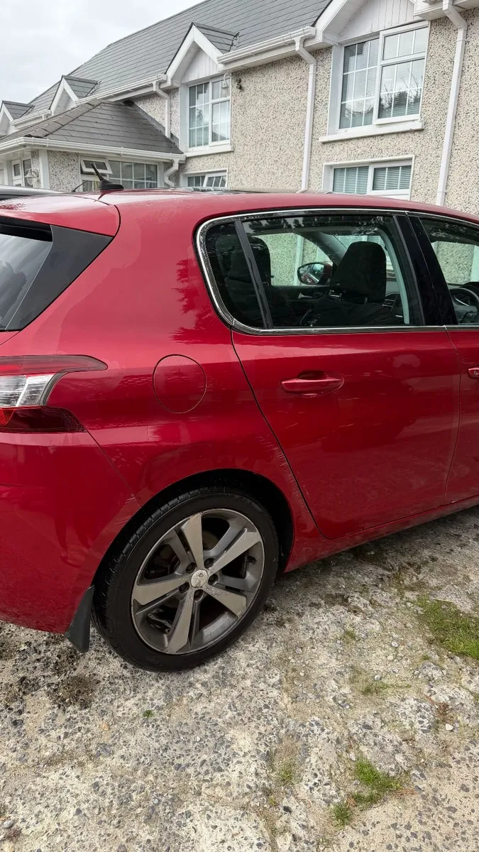 Peugeot 308 2015 - Image 6