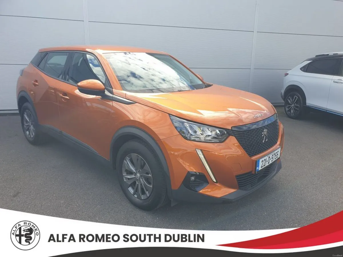 Peugeot 2008 Active 1.2 Petrol , Manual , 27700KMs - Image 4