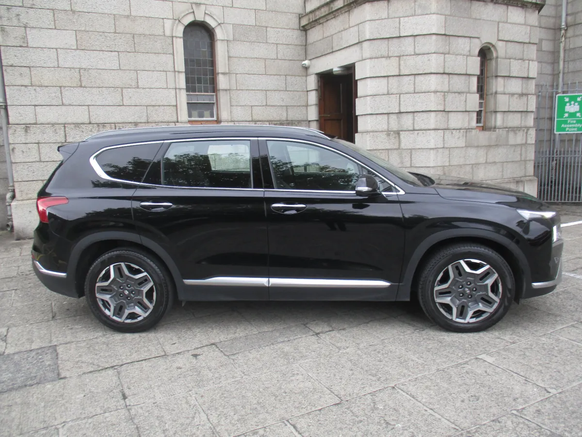 2023 HYUNDAI SANTA FE 1.6 HEV ULTIMATE 7 SEATER - Image 2