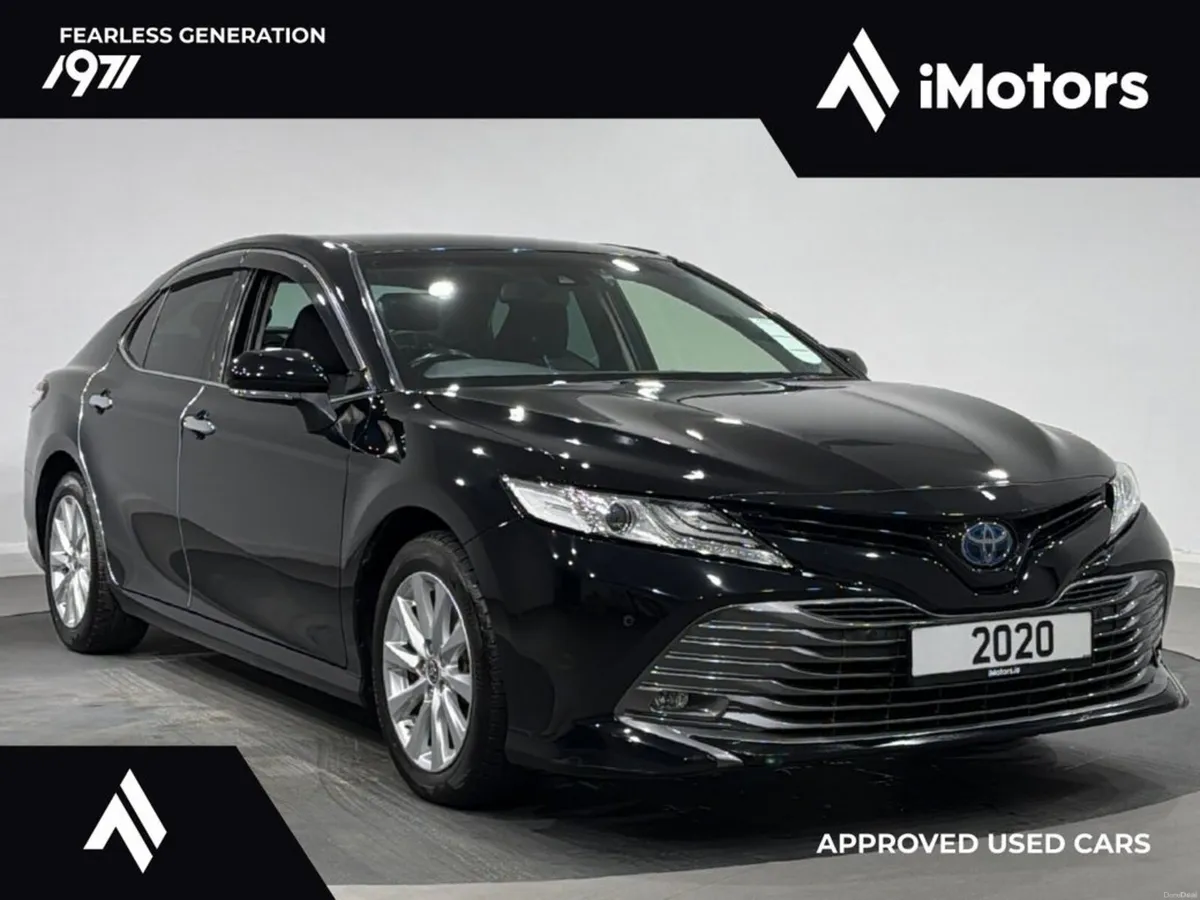 Toyota Camry AUTOMATIC HYBRID - Image 1