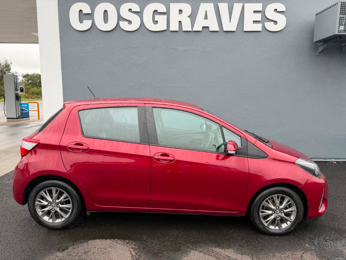 Toyota Yaris 1.0 Luna 4DR * DRIVE AWAY FOR €54 PER - Image 2