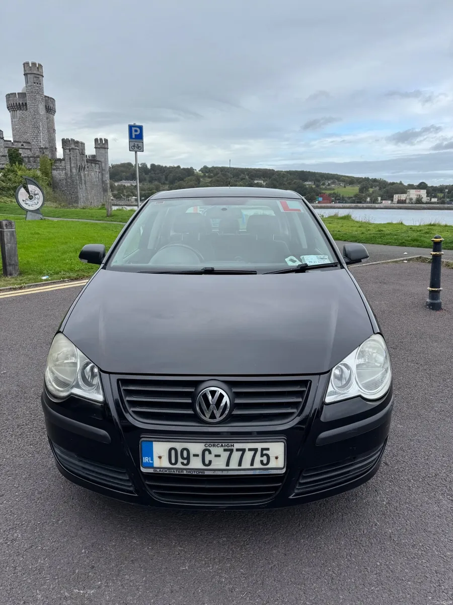 Volkswagen Polo 2009 - Image 2