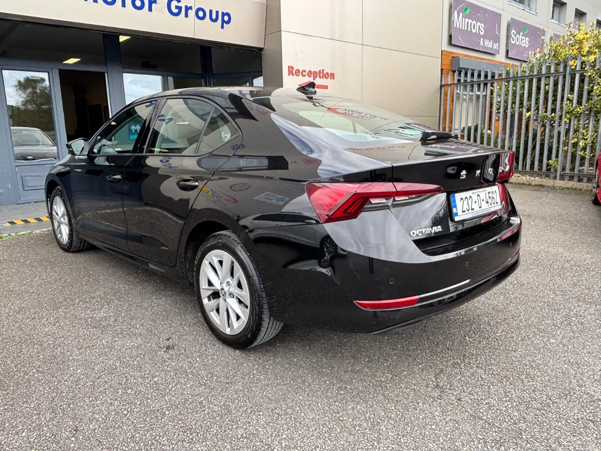2.0 TDI AMBITION - SAVE €2000 - Image 2
