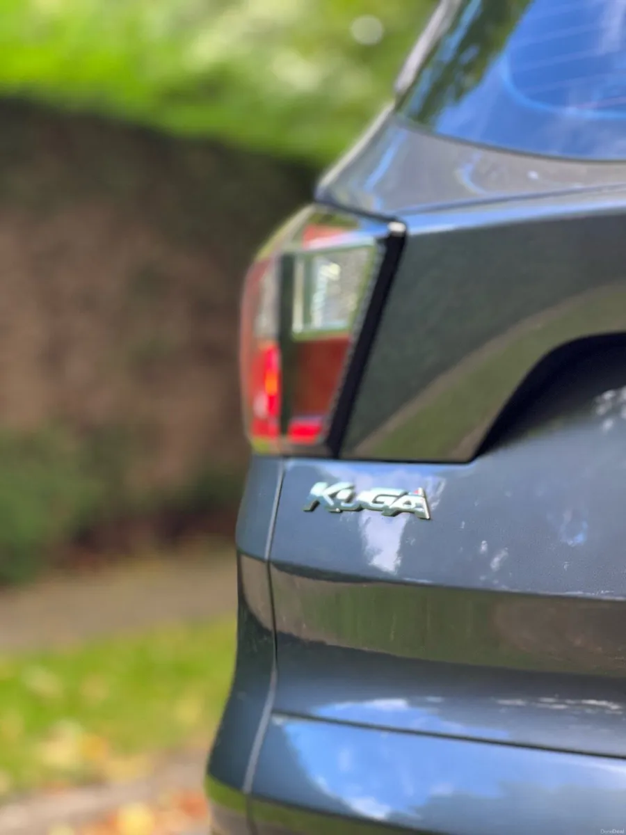 Ford Kuga AWD(NEW NCT)(TOP SPEC) - Image 4