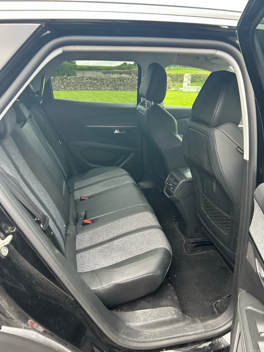 2019 Peugeot 3008 Allure - Image 6