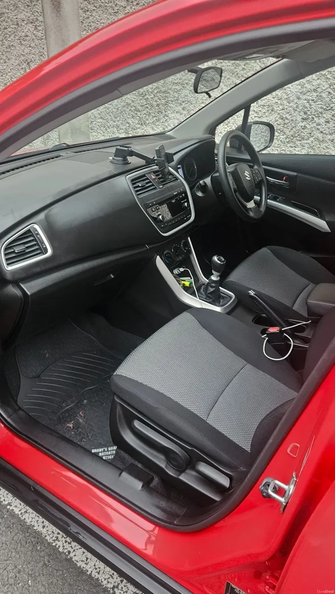 Suzuki SX4 2015 - Image 3