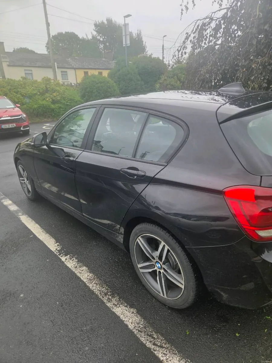 BMW 1 SERIES - Image 3