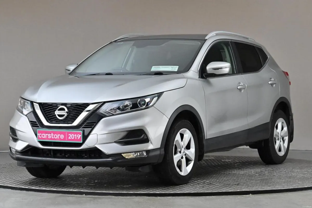 Nissan Qashqai 1.3 PET SV DCT **GLASS ROOF**SAT NA - Image 3
