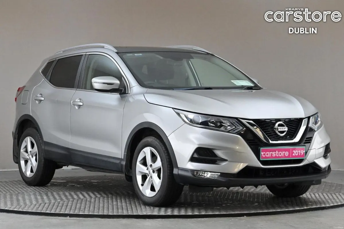 Nissan Qashqai 1.3 PET SV DCT **GLASS ROOF**SAT NA - Image 1