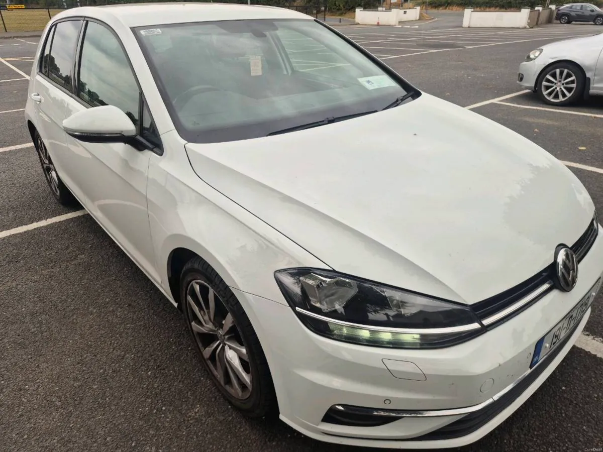 Volkswagen Golf - Image 1