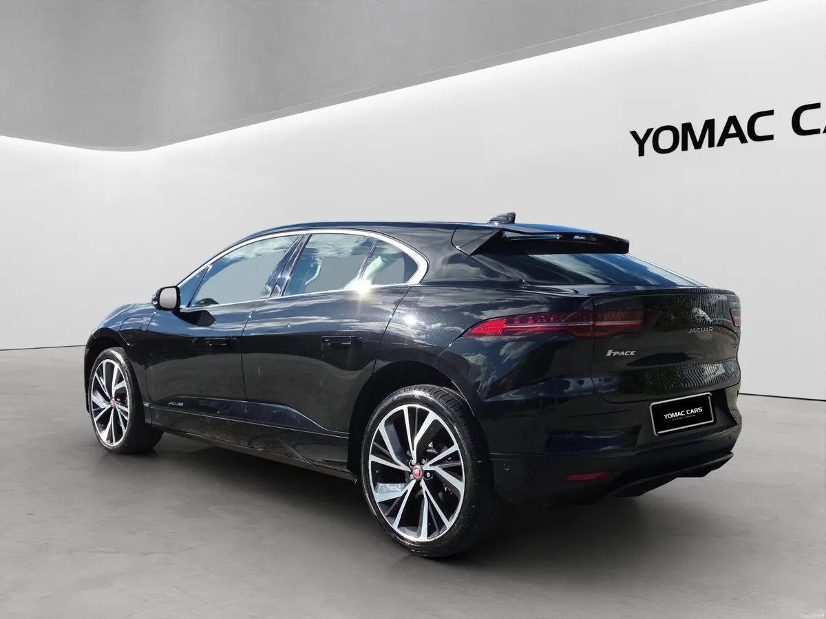 JAGUAR I PACE EV400 HSE - HUGE SPEC - LOW MILEAGE - Image 4