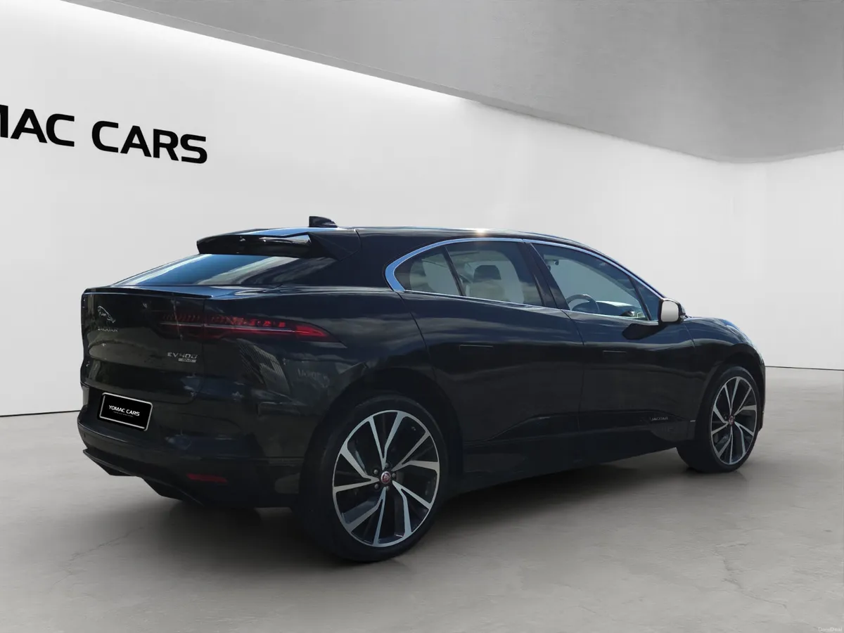 JAGUAR I PACE EV400 HSE - HUGE SPEC - LOW MILEAGE - Image 6