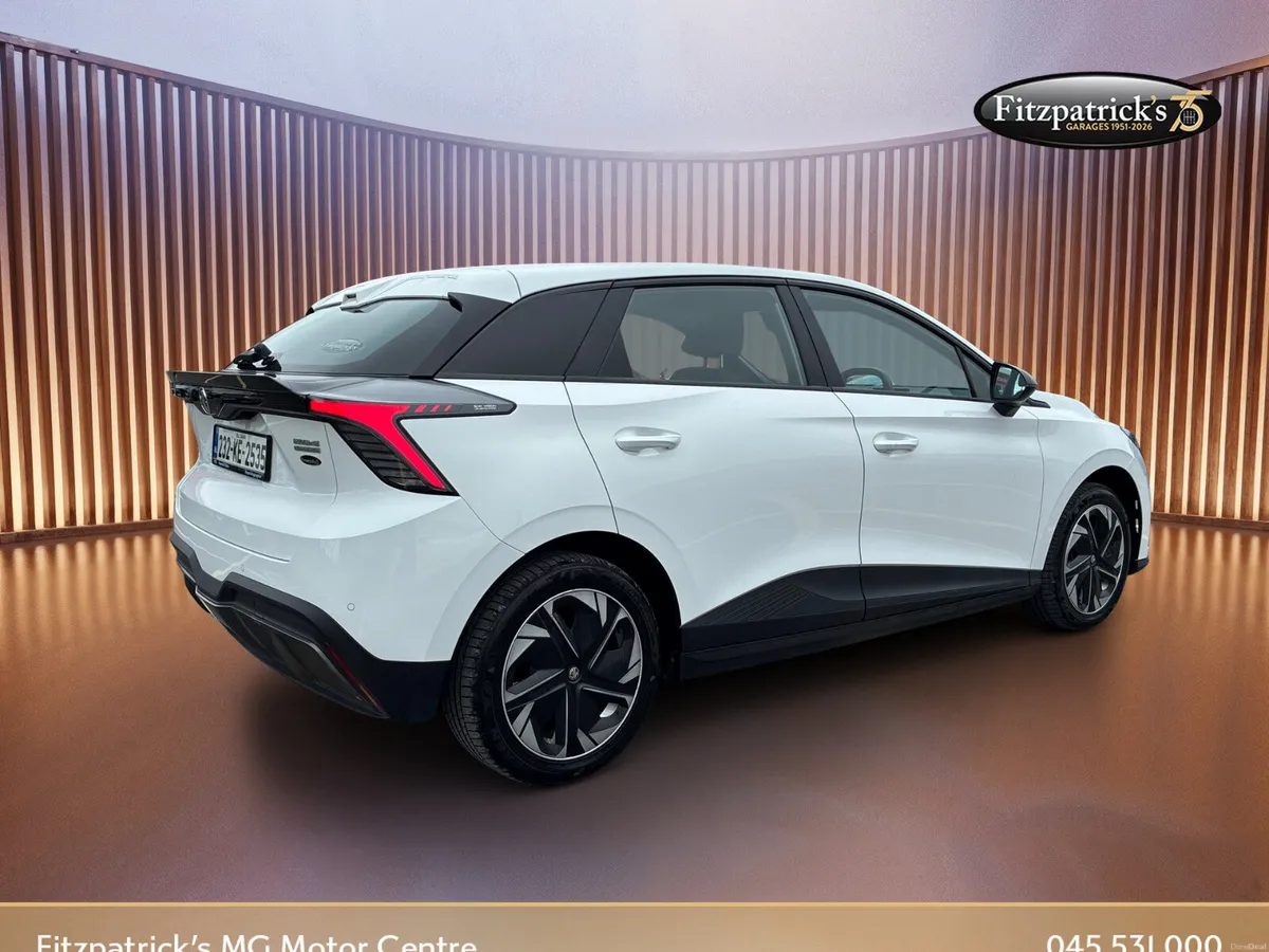 MG MG4 Excite - 350 km's Range - 2023 - Image 5