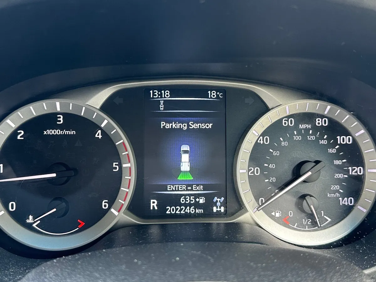 Nissan Navara 2.3 Diesel Automatic 4x4 – 2018 - Image 6